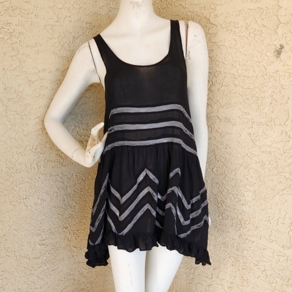 Free PeopleLace and Voile Trapeze Slip Black Combo - Picture 6 of 7